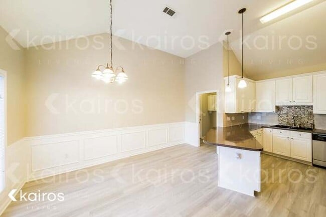 Photo - 8440 Plantation Crossing