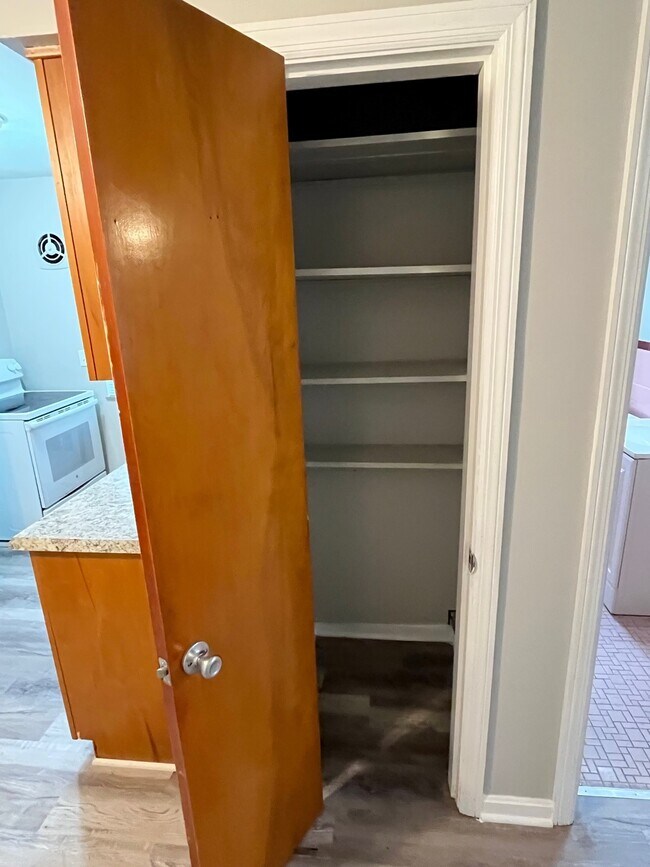 Photo - Broadway Apartments