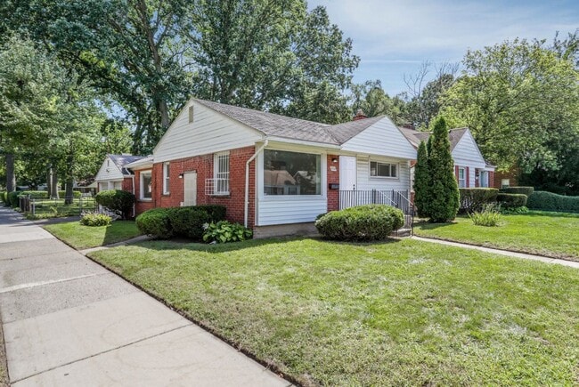 Photo - 12734 Riverview St