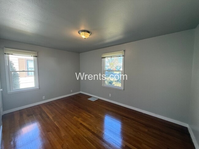 Photo - Charming 3 Bed / 1 Bath Home – North Spokane