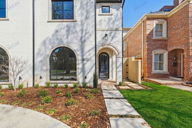 Photo - 3612 Binkley Ave