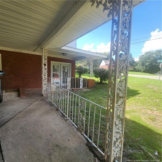 501 Spaulding St