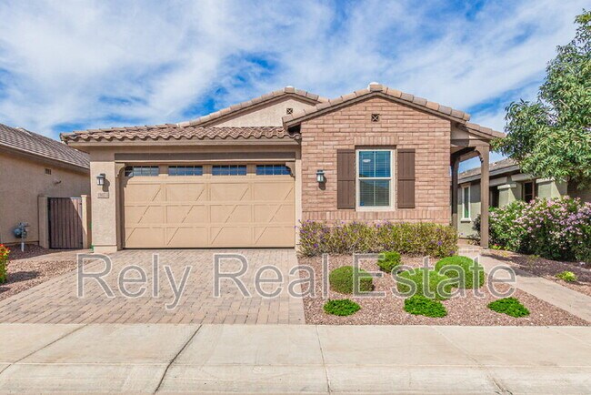 Photo - 19874 W Devonshire Ave