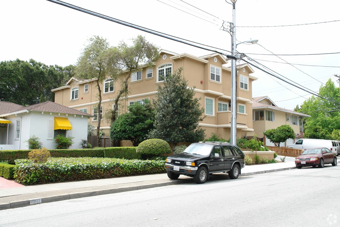 Photo - 1349 Olive St