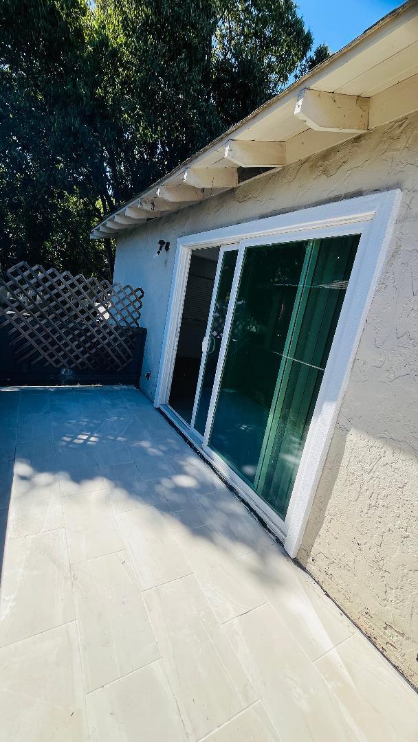 Photo - 1139 Ayala Dr