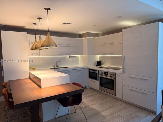 Photo - 45 SW 9th St Unit 1401