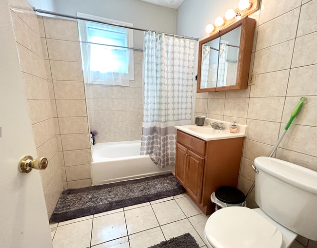 Photo - 155 E Cottage St Unidad 4