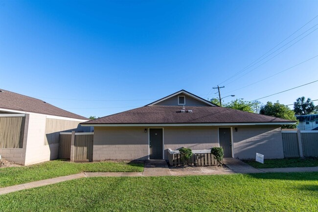 Photo - 2241 W Pensacola St Condo Unit 81