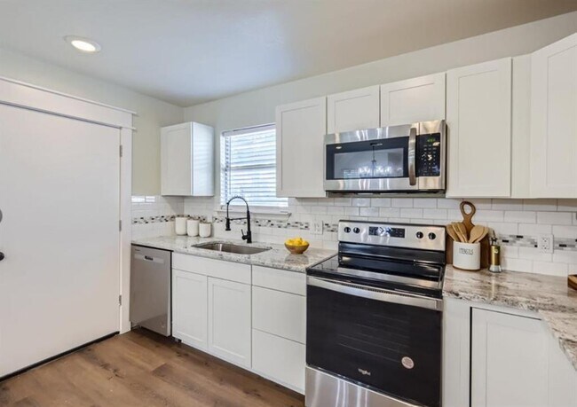 Photo - 4704 Blue Meadow Dr