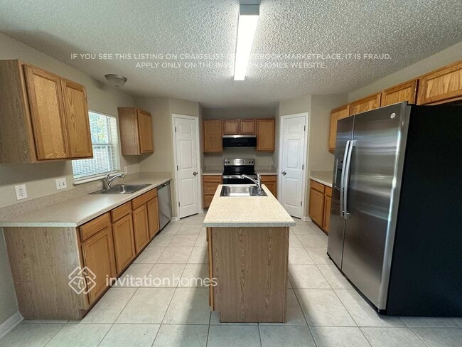 Photo - 3165 Hoover Dr