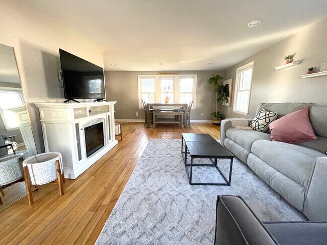 20 Emanual Dr