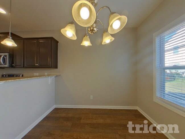 Photo - 926 Dawsons Park Wy