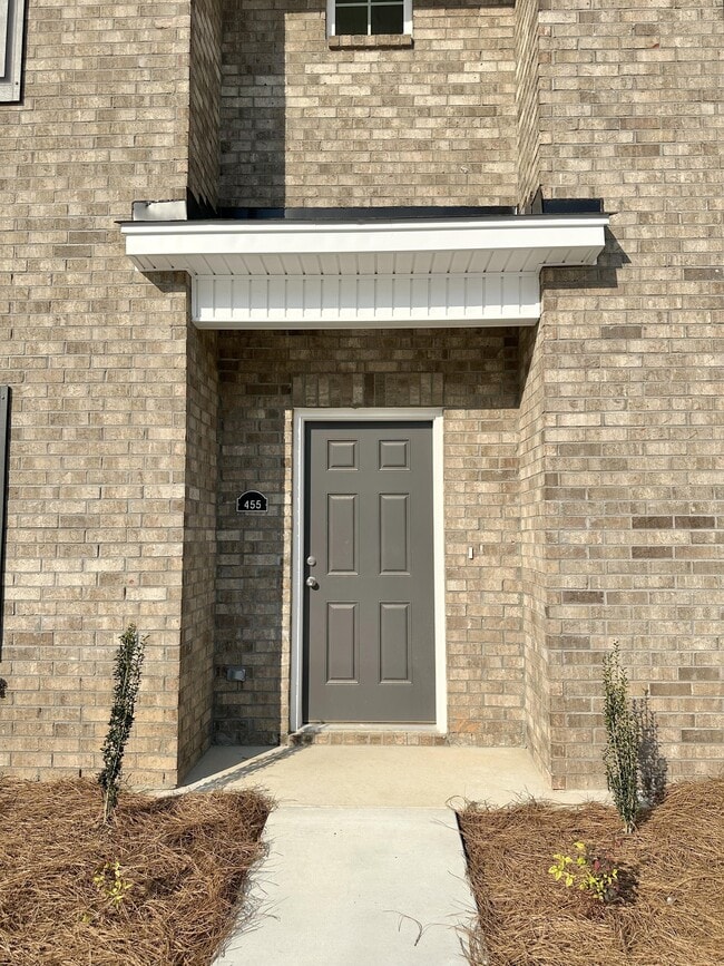 Photo - 455 3rd Loop Rd