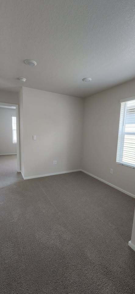 Photo - 2215 Livesay Ln