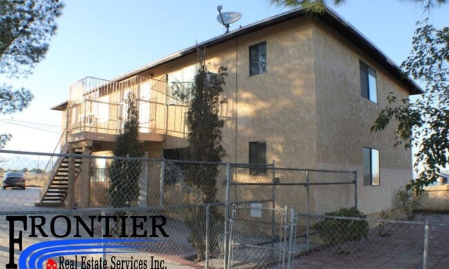 Building Photo - 21113 Nemophilia St Unit B
