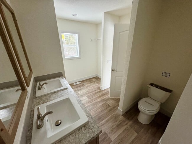 Photo - Birchwood Estates MHP Unit Chain O Lakes Lot 16