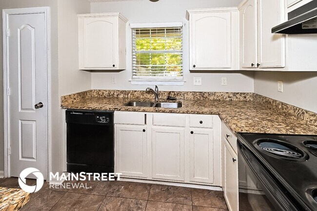 Photo - 2257 Purple Leaf Ln