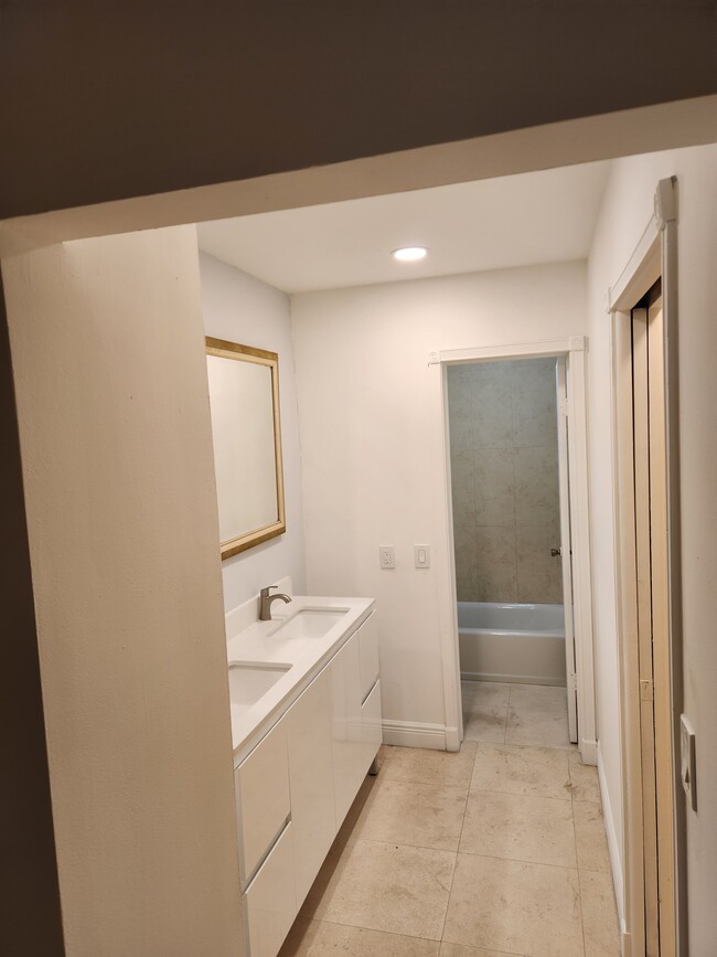 Photo - 10925 SW 75th St