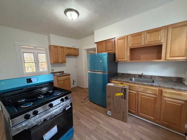 Photo - 57 Maltby St Unit 2nd Back