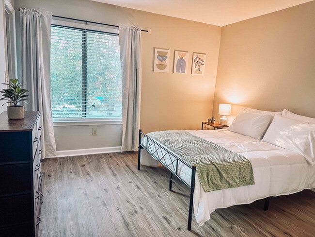 Photo - 3368 Forest Ct