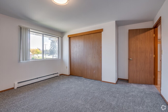 3BR, 1BA - 1,200SF - Bedroom