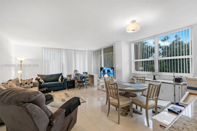 Photo - 19501 W Country Club Dr Unit 309