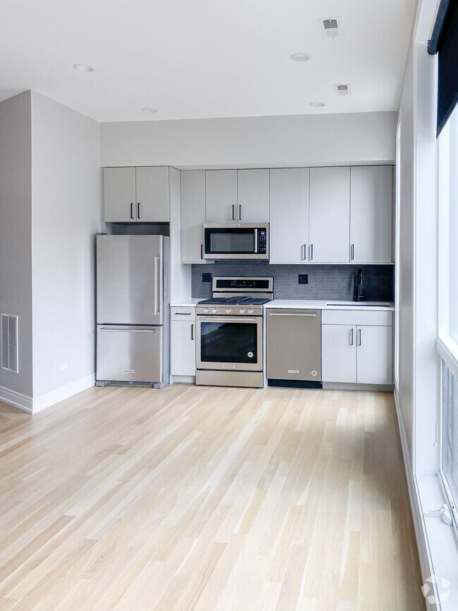 Building Photo - 1058 W Cornelia Ave Unit 302 Rental