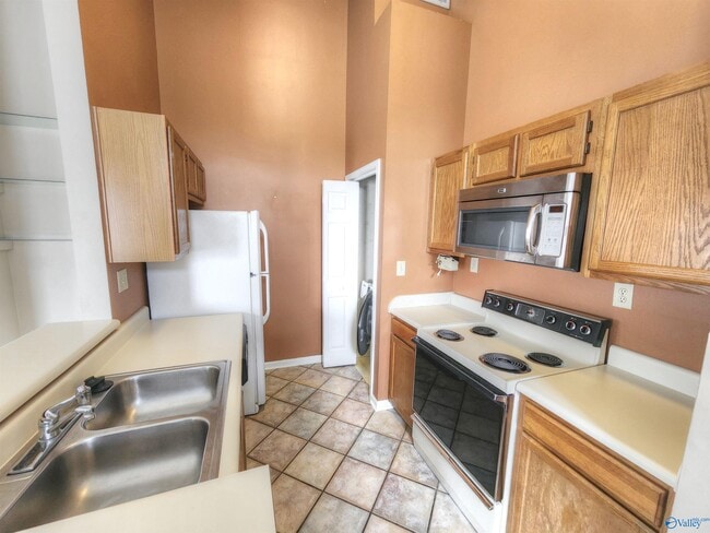 Photo - 165 Waters Edge Ln Unidad 165
