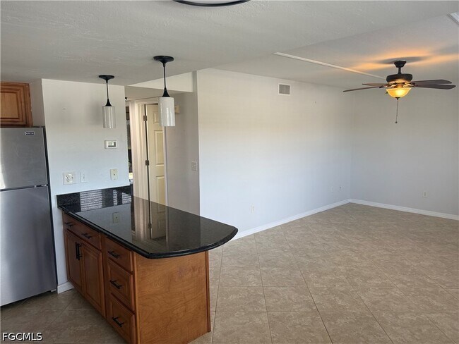 Photo - 5031 SW 16th Pl Unit 101