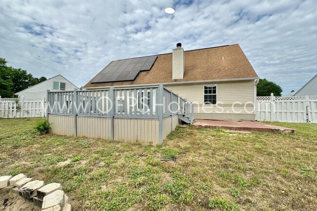 Photo - 147 Nicole Ln