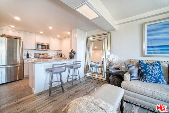 Building Photo - 10535 Wilshire Blvd Unit 1206 Rental