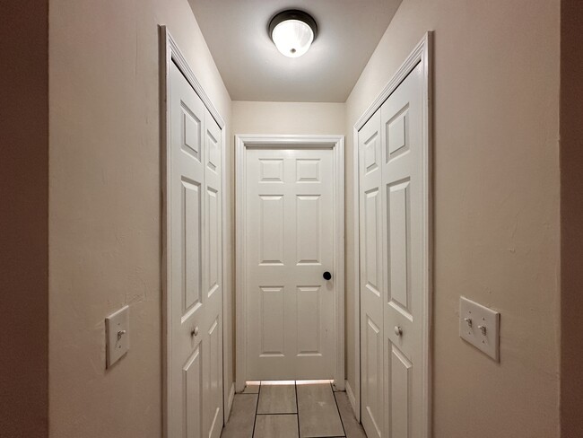 Photo - 318 NW 7th Pl