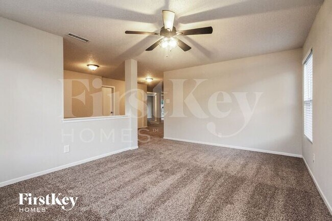 Photo - 679 Harvest Meadow Way