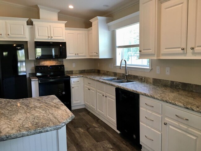 Photo - 146 Highland Dr