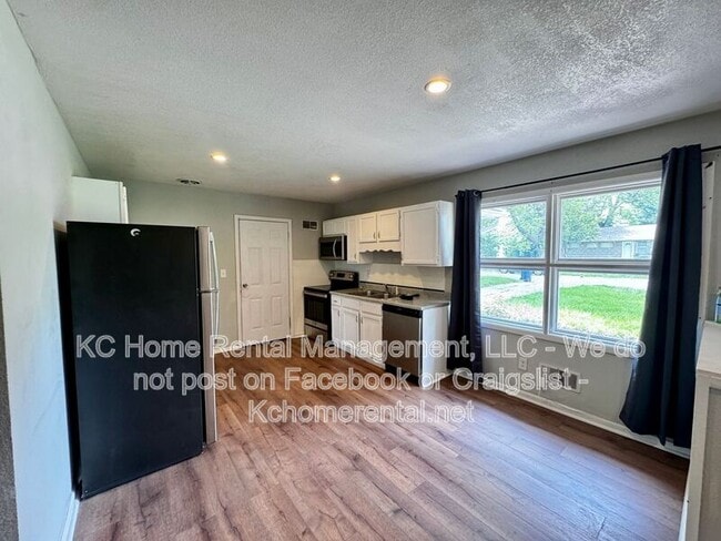 7313 E 109 Terrace