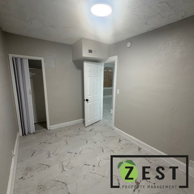 Photo - 2 Bed Home w/ Bonus Room Only 1050/mo!