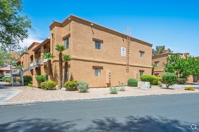 Building Photo - 5126 S Jones Blvd Rental