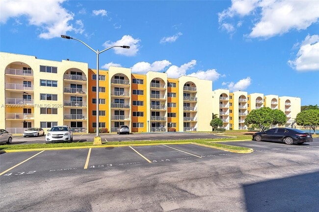 Photo - 7010 NW 186th St