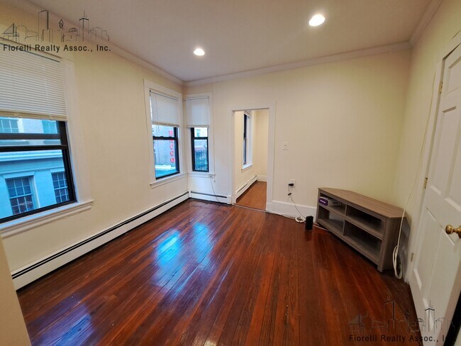 Photo - 98 Salem St Unidad 2