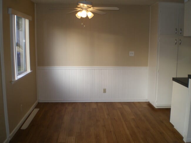 Photo - Great Looking 2bd / 1bth 2 Story Condo!