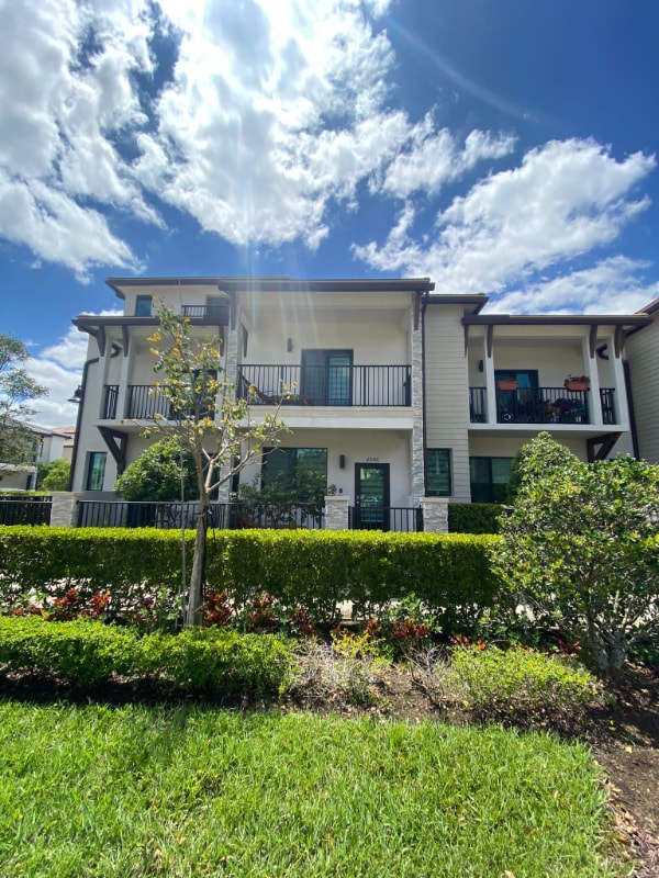 Photo - 4940 NW 83rd Ave