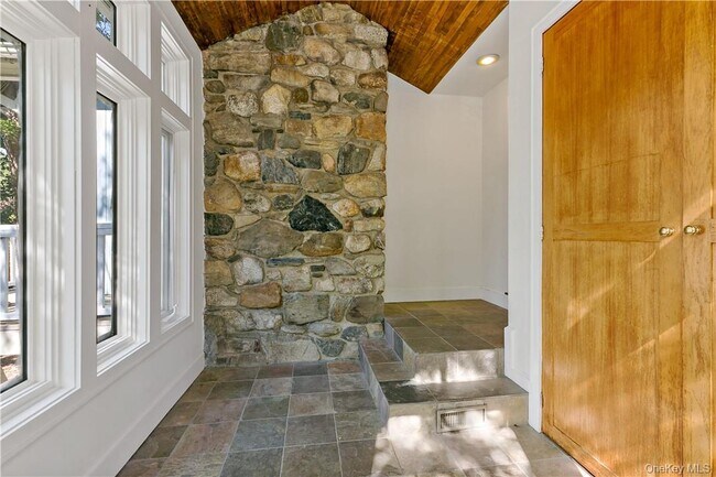 Photo - 1455 Maiden Ln