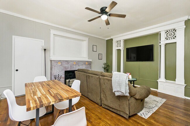 Photo - 1901 W Broad St Unit 1901 W Broad Apt 1