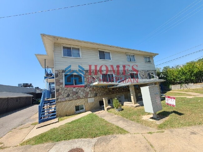 Building Photo - One Bedroom Apartment | Move in Ready