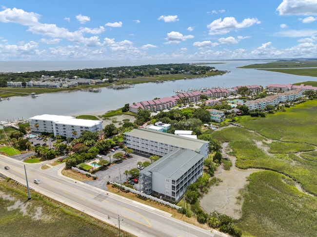 Folly views - 2393 Folly Rd Unit 2F