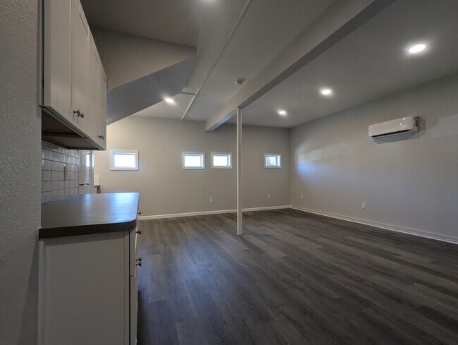 Livingroom - 404 Jagoe St Unit 404A