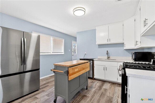 Photo - 1305 Arkansas Ave