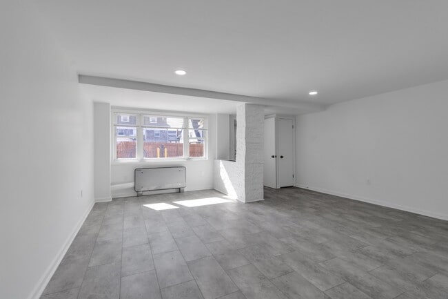 211 Summer St