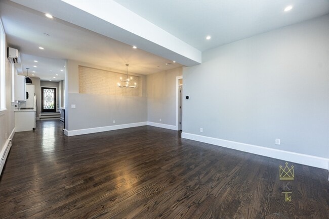 Photo - 85 Regent St Unit 2