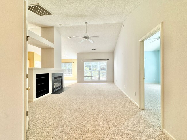 4800 Corinthian Way